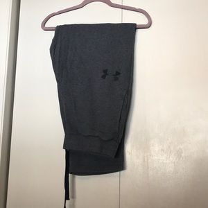 Women’s Under Armour sweatpants